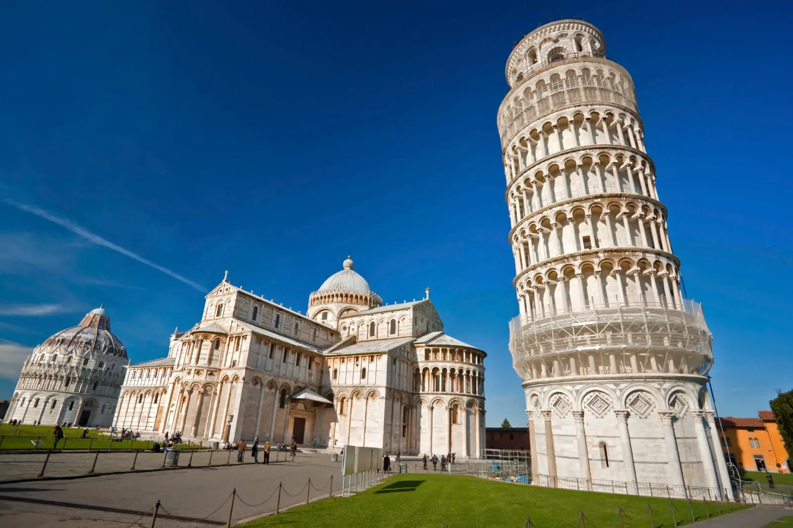 iStock_000015137777_Large scaled (optimised)